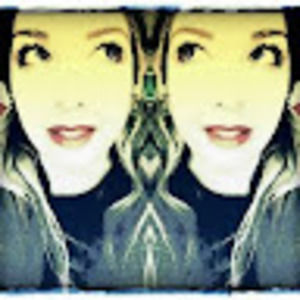 Meet your Posher, Alizabeth